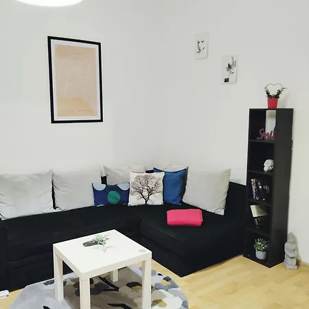 For Four Next To Blvd Vitosha Apartmán *