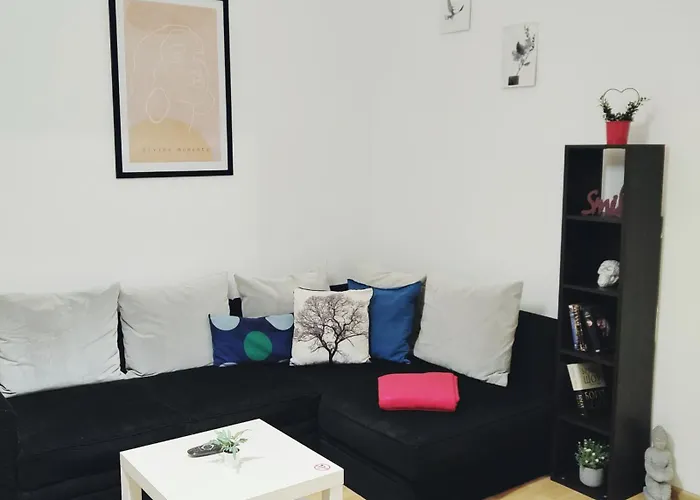 For Four Next To Blvd Vitosha アパート *